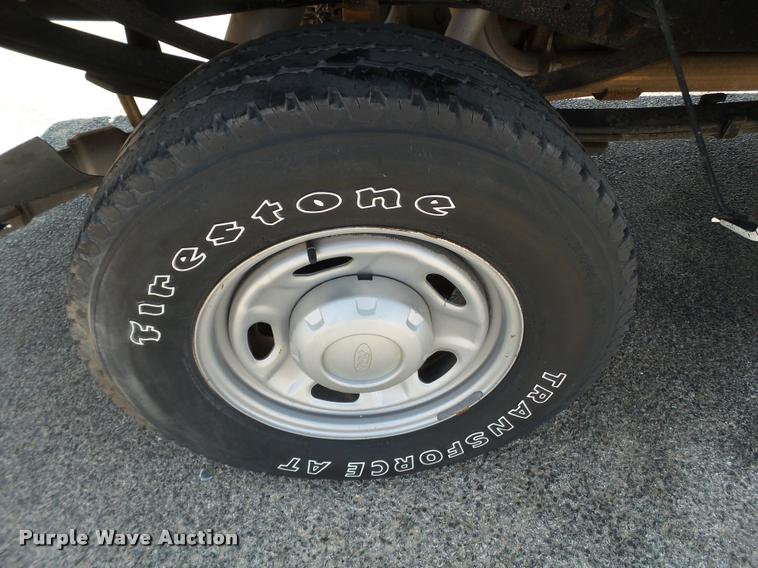 image for item L1503 2011 Ford F350 Super Duty Crew Cab pickup truck