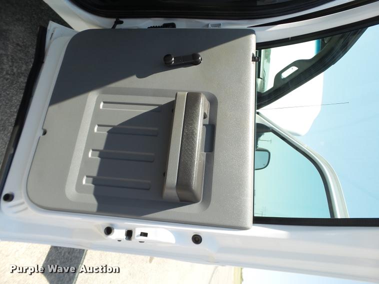 image for item L1503 2011 Ford F350 Super Duty Crew Cab pickup truck