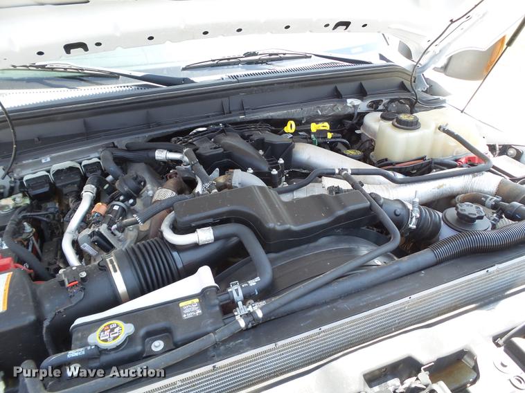 image for item L1503 2011 Ford F350 Super Duty Crew Cab pickup truck