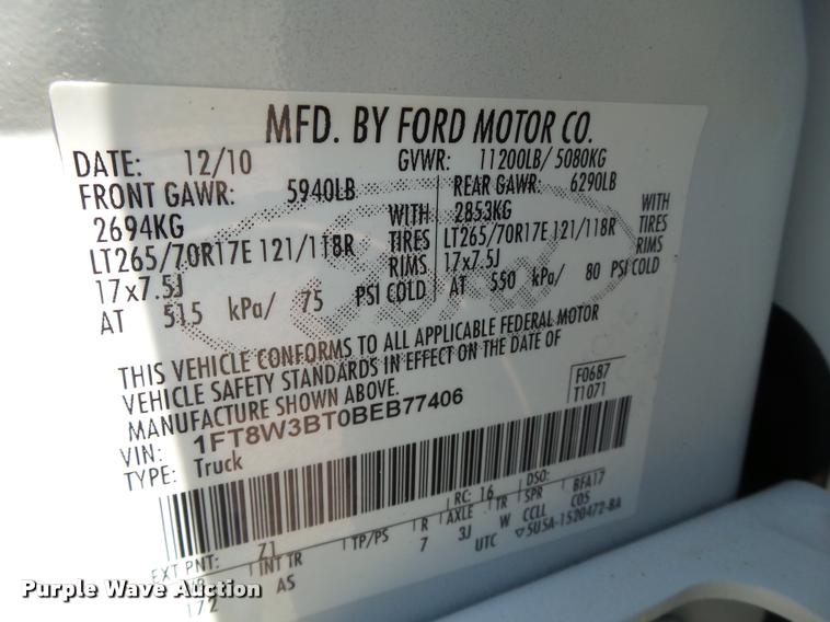 image for item L1503 2011 Ford F350 Super Duty Crew Cab pickup truck