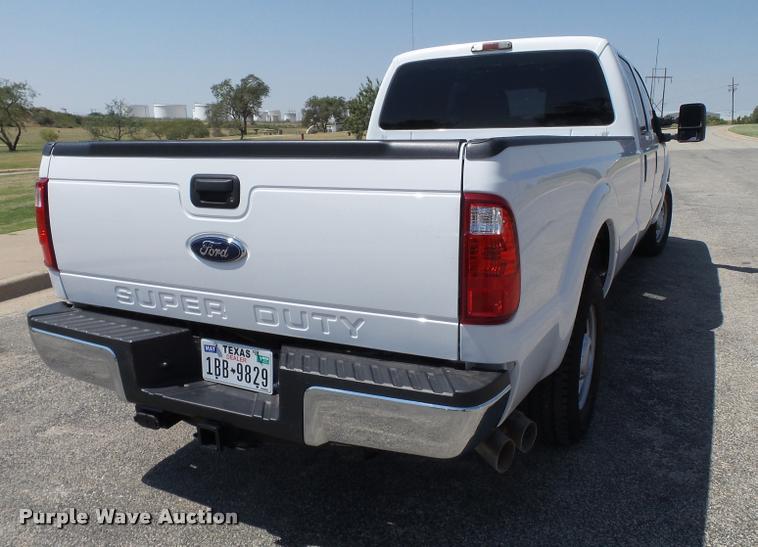 image for item L1504 2011 Ford F350 Super Duty Crew Cab pickup truck