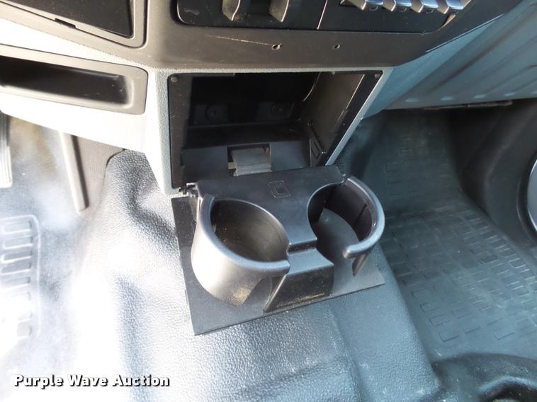 image for item L1504 2011 Ford F350 Super Duty Crew Cab pickup truck