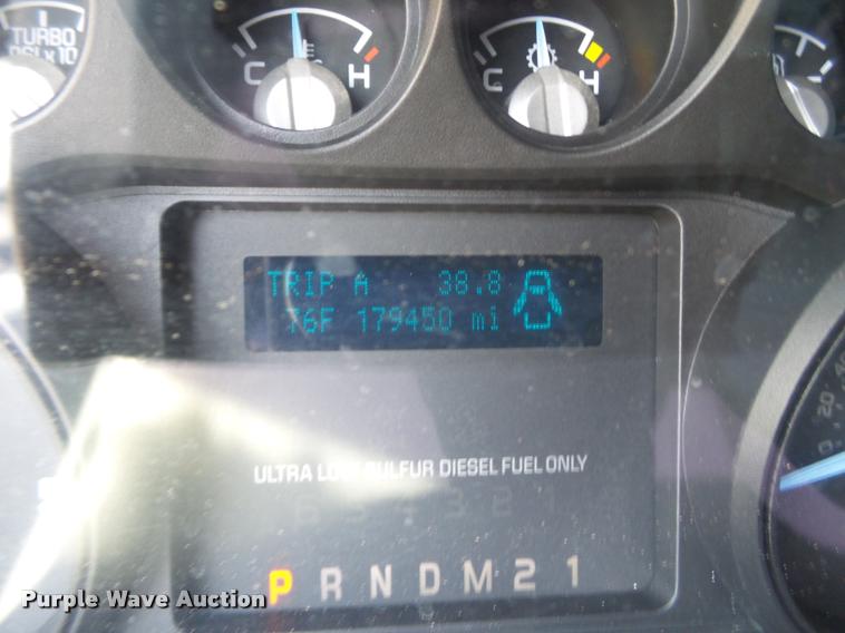 image for item L1504 2011 Ford F350 Super Duty Crew Cab pickup truck