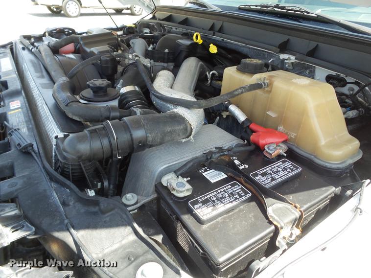 image for item L1504 2011 Ford F350 Super Duty Crew Cab pickup truck