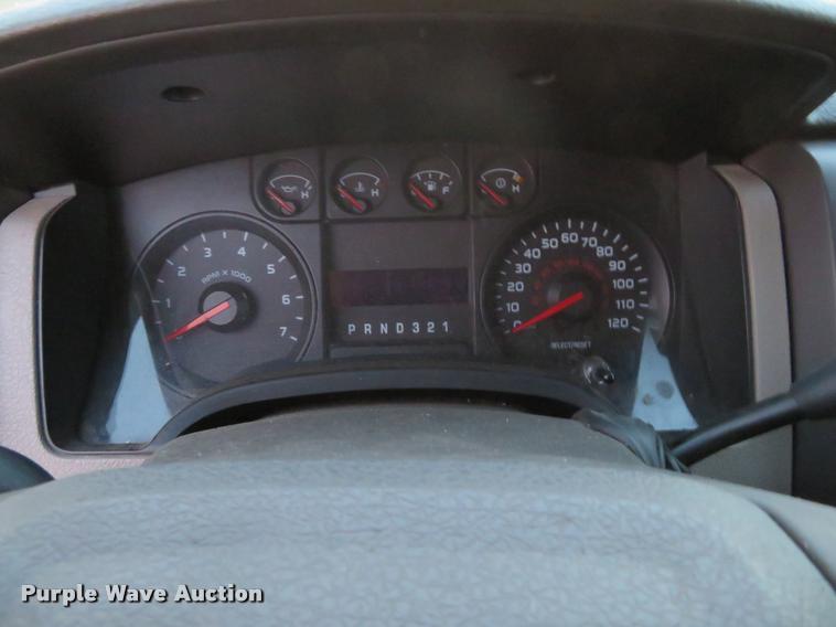 image for item L2252 2009 Ford F150 Super Crew pickup truck