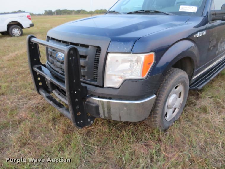 image for item L2252 2009 Ford F150 Super Crew pickup truck