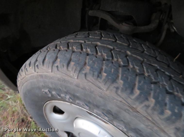 image for item L2252 2009 Ford F150 Super Crew pickup truck