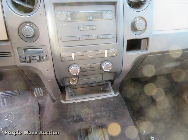 image for item L2255 2009 Ford F150 SuperCrew pickup truck