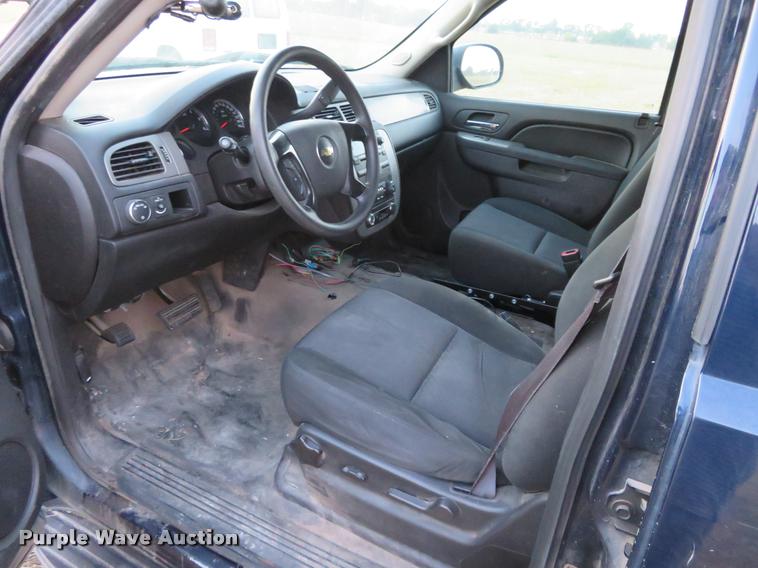 image for item L2256 2014 Chevrolet Tahoe Police SUV