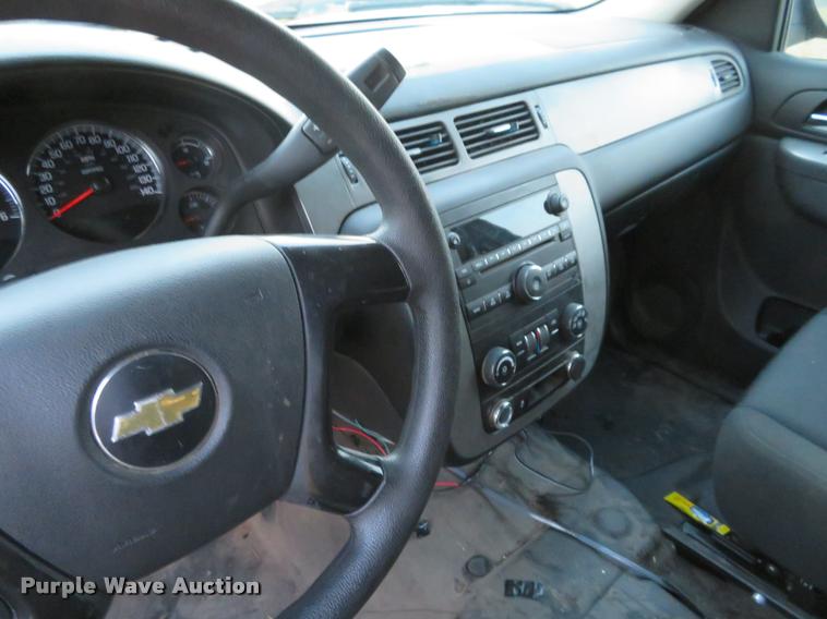 image for item L2256 2014 Chevrolet Tahoe Police SUV