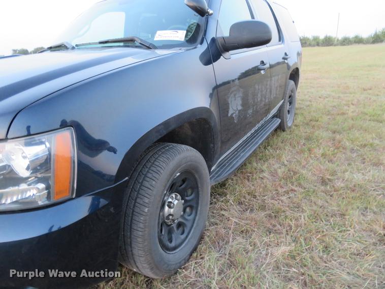 image for item L2256 2014 Chevrolet Tahoe Police SUV