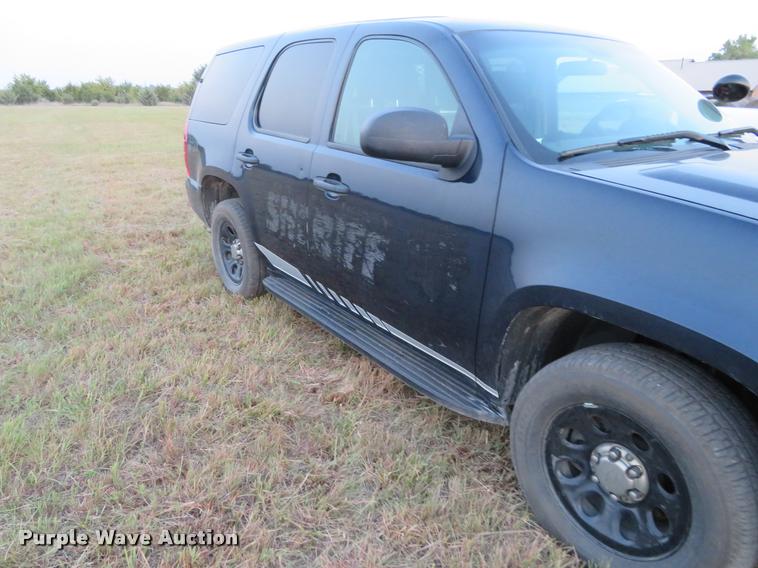 image for item L2256 2014 Chevrolet Tahoe Police SUV