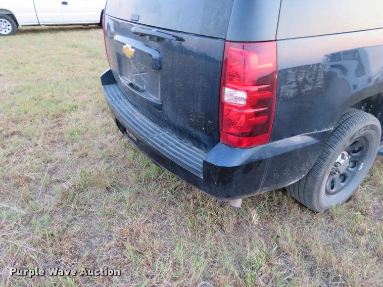 image for item L2256 2014 Chevrolet Tahoe Police SUV