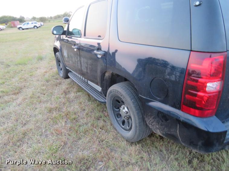 image for item L2256 2014 Chevrolet Tahoe Police SUV