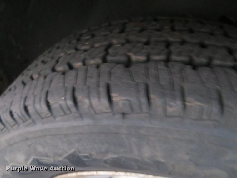 image for item L2259 2005 Chevrolet Silverado 1500 Ext. Cab pickup truck