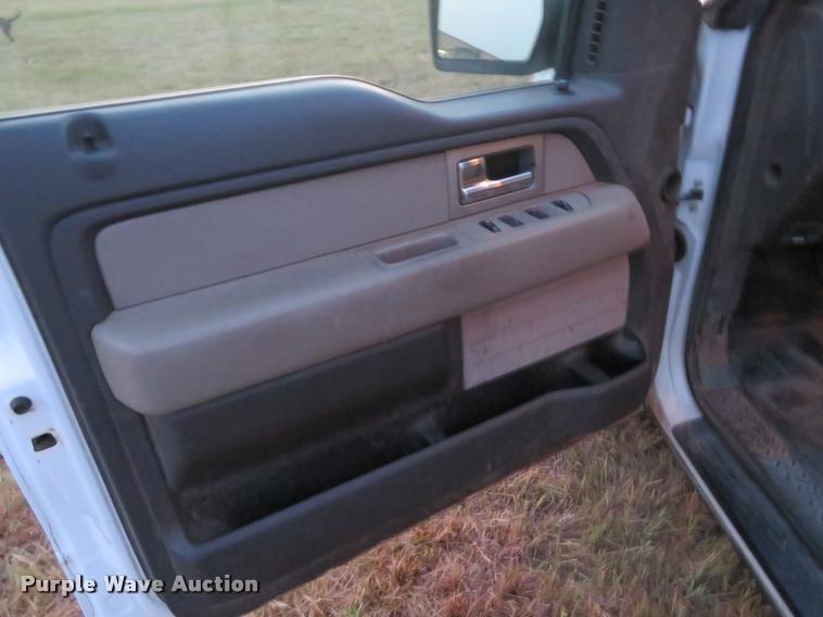 image for item L2260 2010 Ford F150 SuperCab pickup truck