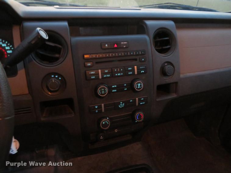 image for item L2260 2010 Ford F150 SuperCab pickup truck