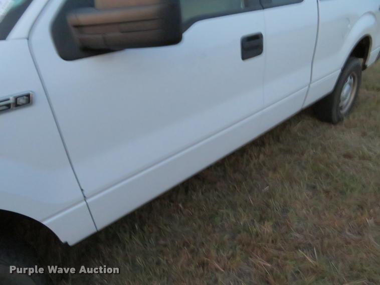 image for item L2260 2010 Ford F150 SuperCab pickup truck