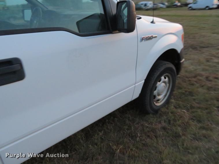 image for item L2260 2010 Ford F150 SuperCab pickup truck