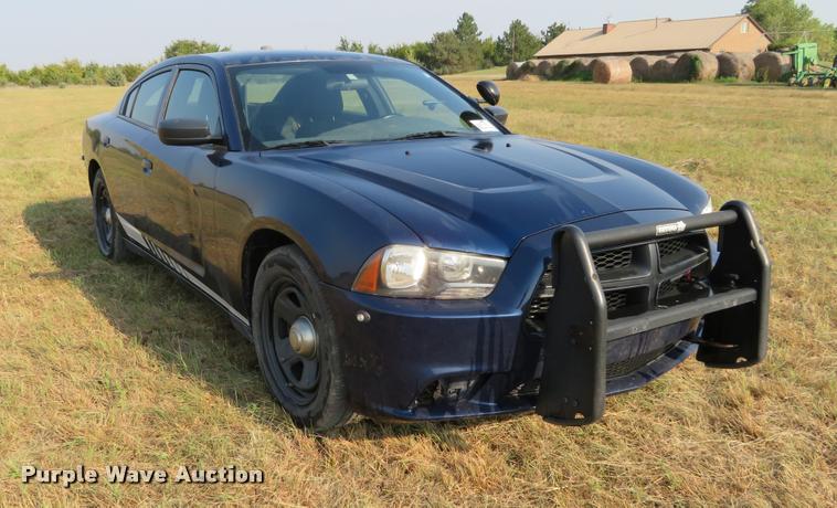 image for item L2261 2012 Dodge Charger Police