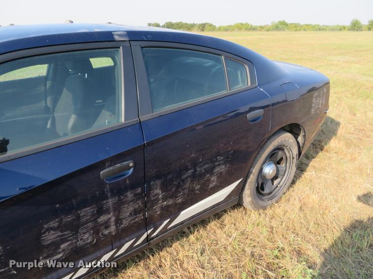 image for item L2261 2012 Dodge Charger Police