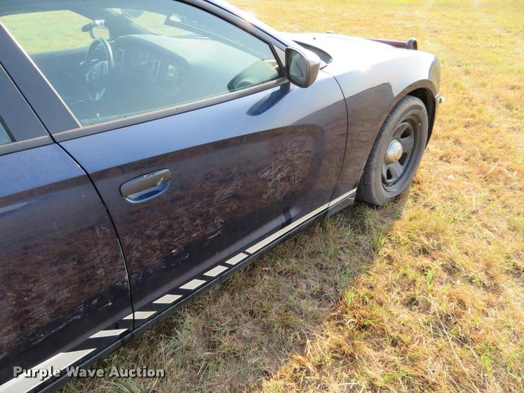 image for item L2261 2012 Dodge Charger Police