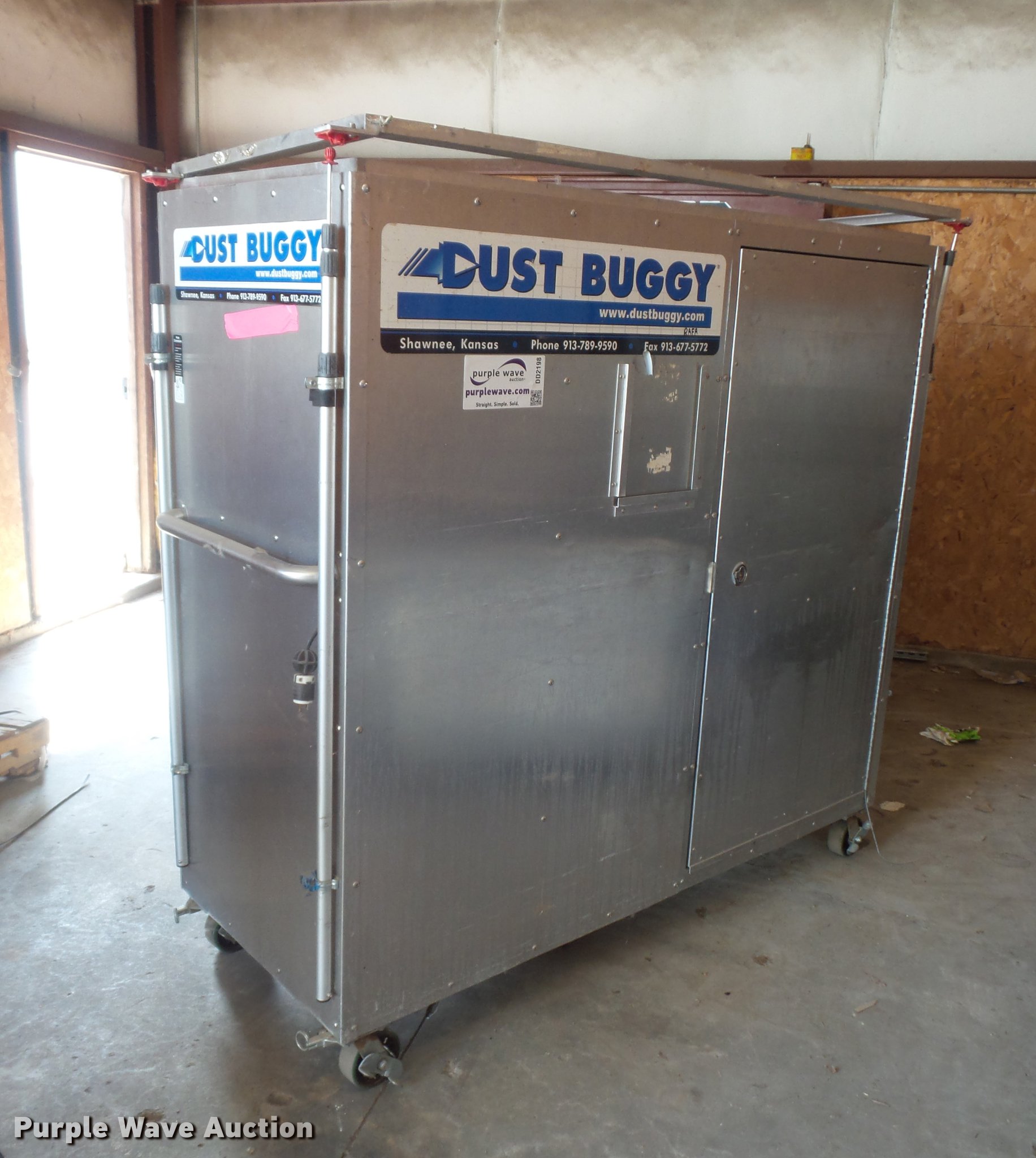 Dust buggy containment box in Kansas City, MO Item DD2198 sold