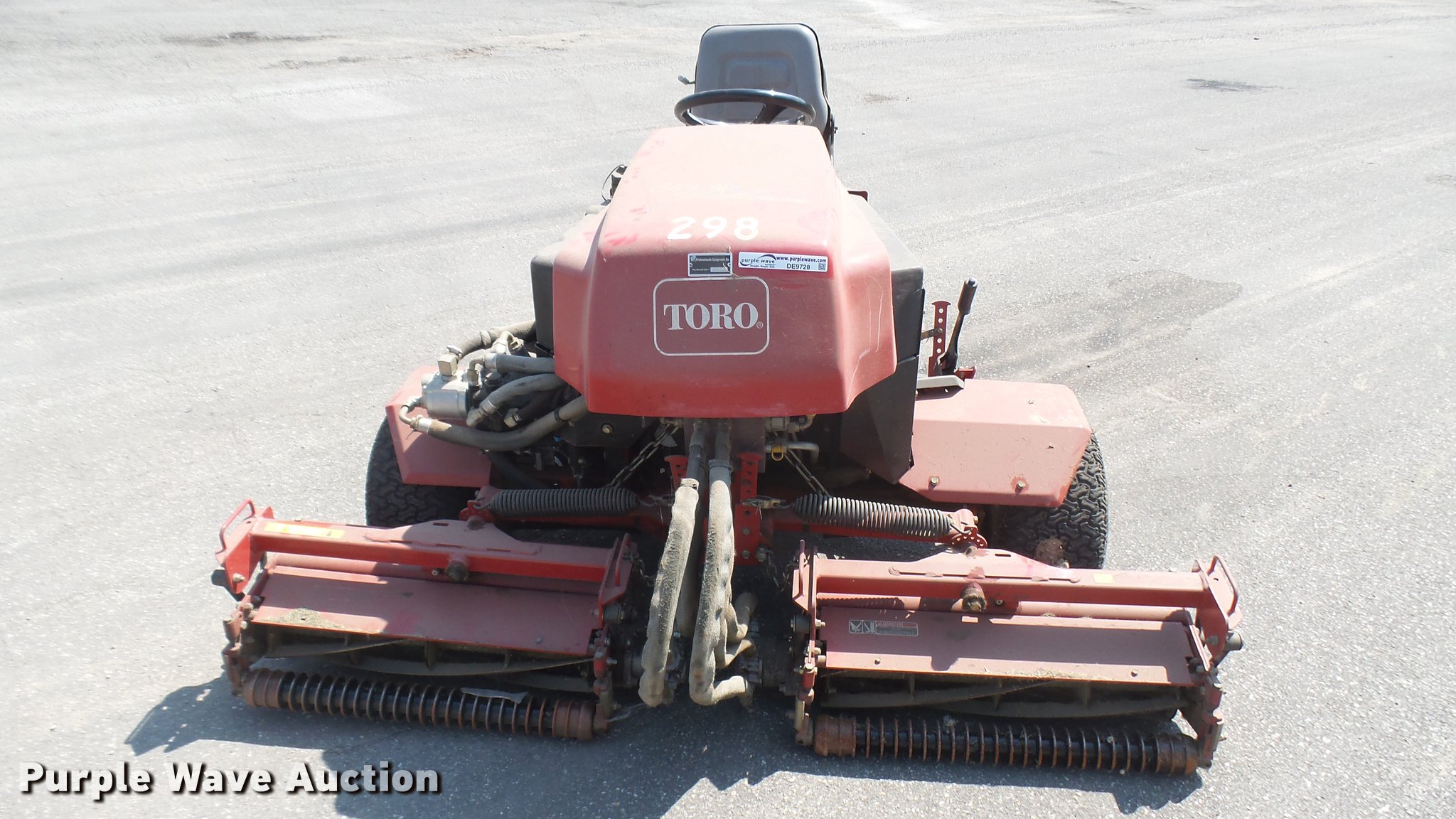 Toro 2300D Reelmaster greens mower in Hutchinson, KS Item DE9728 sold Purple Wave