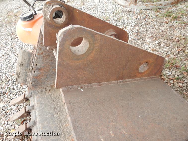 image for item BY9954 34"W bucket