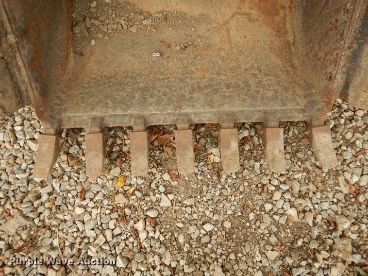 image for item BY9954 34"W bucket