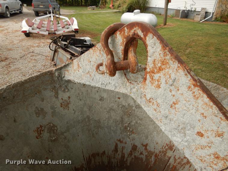 image for item BY9956 Concrete hopper