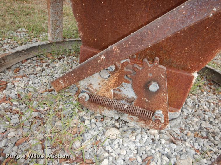 image for item BY9956 Concrete hopper