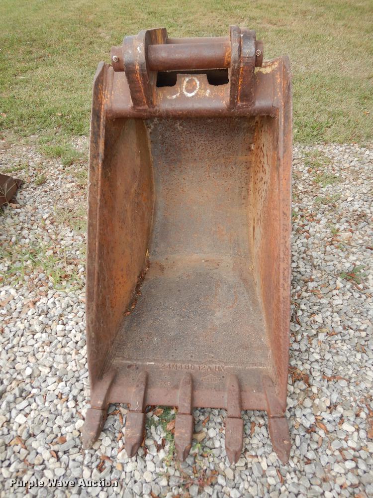 image for item BY9958 Hensley bucket