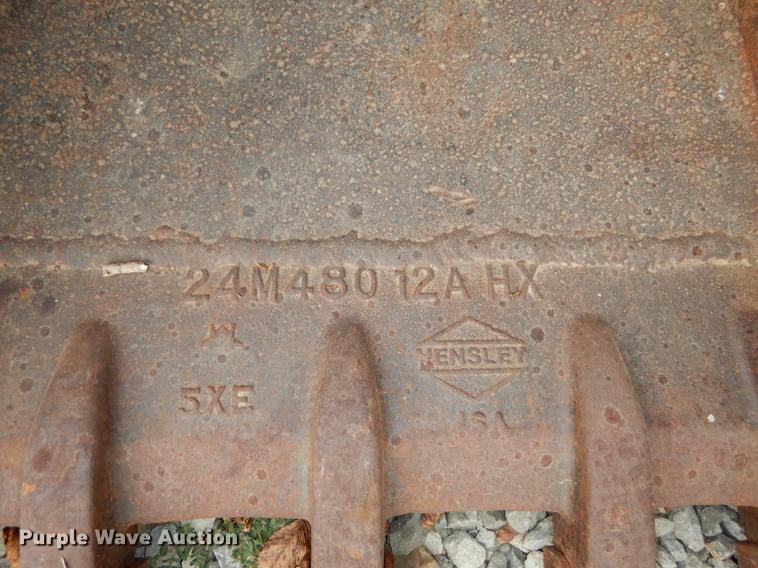 image for item BY9958 Hensley bucket