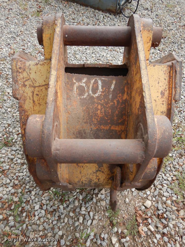 image for item BY9958 Hensley bucket