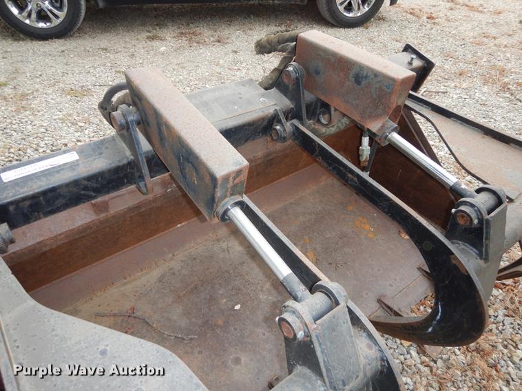 image for item BY9959 Melroe low profile skid steer grapple bucket