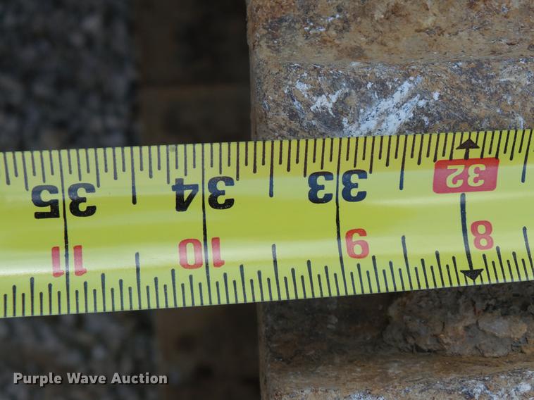 image for item DA2371 1987 Dresser 645 excavator