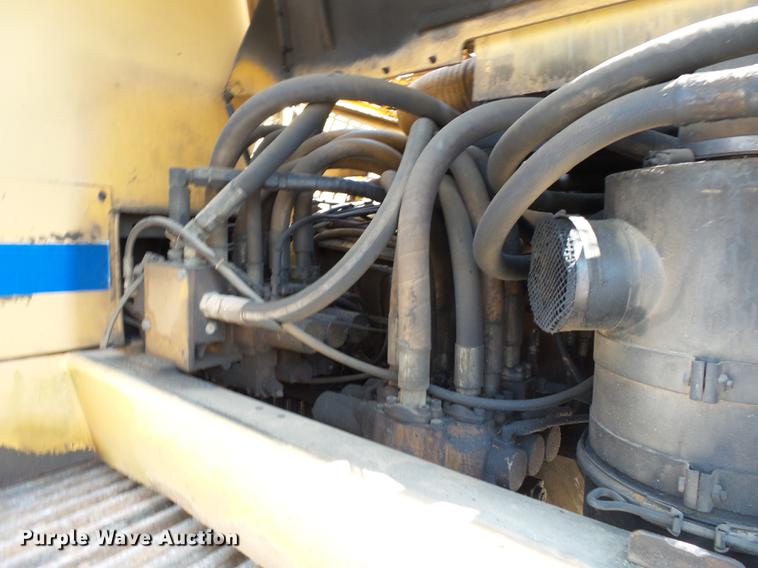 image for item DA2371 1987 Dresser 645 excavator