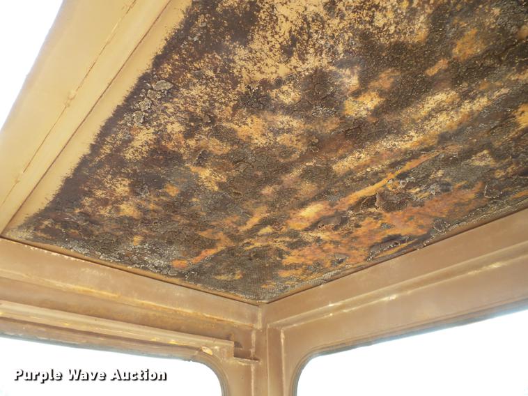 image for item DA2371 1987 Dresser 645 excavator