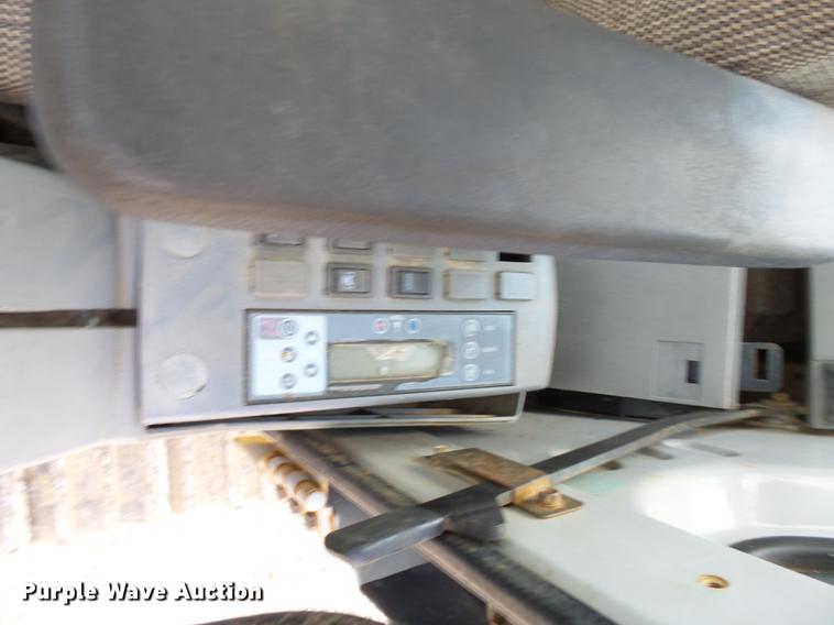 image for item DA2372 2000 Kobelco SK250LC excavator