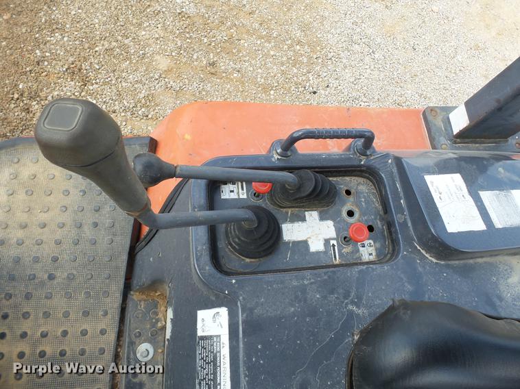 image for item DA2374 Kubota R520 wheel loader