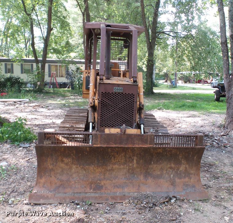 image for item DA2375 1987 Case 450C dozer