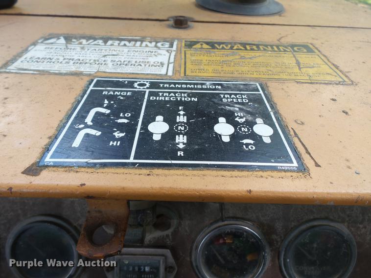 image for item DA2375 1987 Case 450C dozer