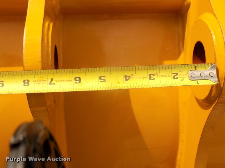 image for item DA3099 Caterpillar bucket
