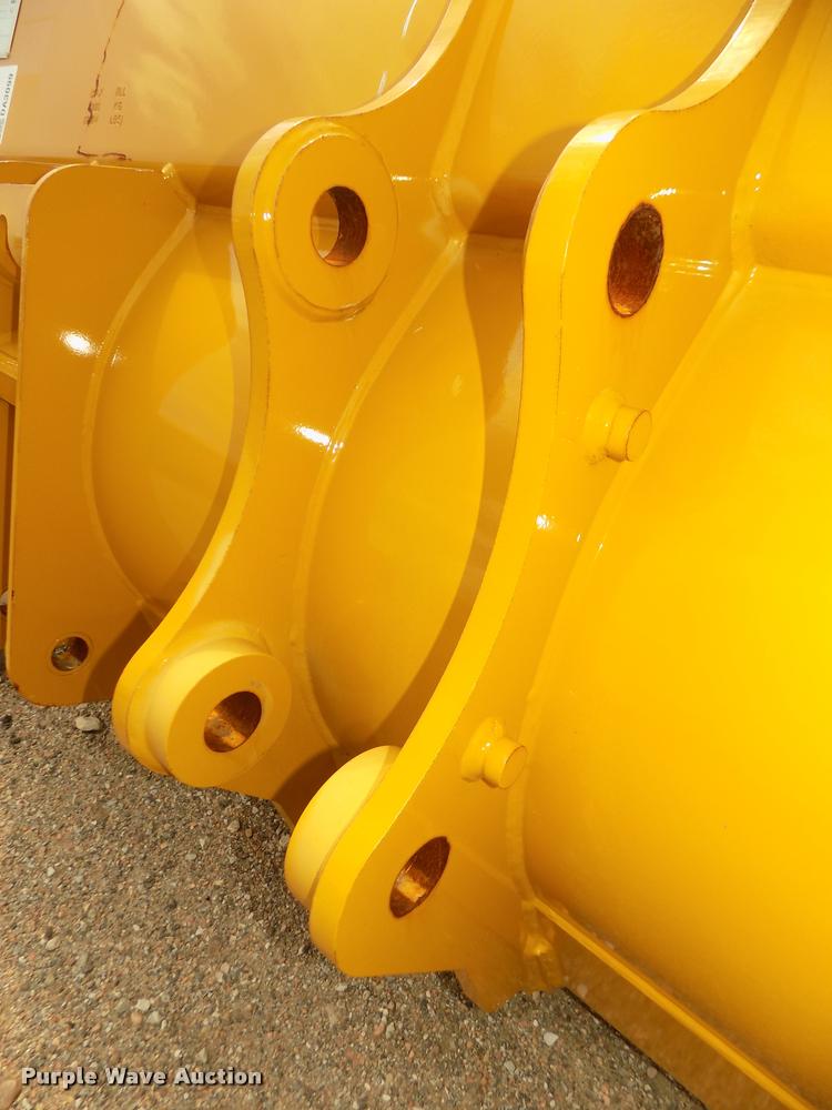 image for item DA3099 Caterpillar bucket