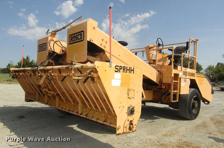 image for item DA3157 1998 Rosco Flaherty SPR-H-H chip spreader