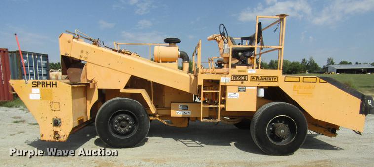 image for item DA3157 1998 Rosco Flaherty SPR-H-H chip spreader