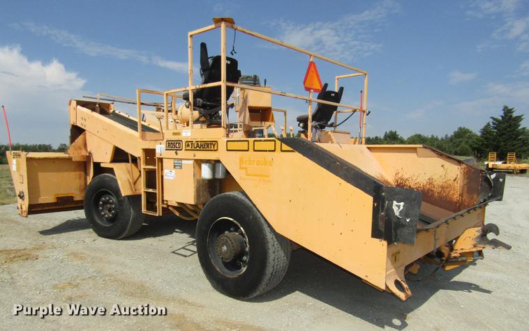 image for item DA3157 1998 Rosco Flaherty SPR-H-H chip spreader