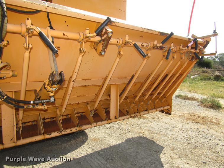 image for item DA3157 1998 Rosco Flaherty SPR-H-H chip spreader