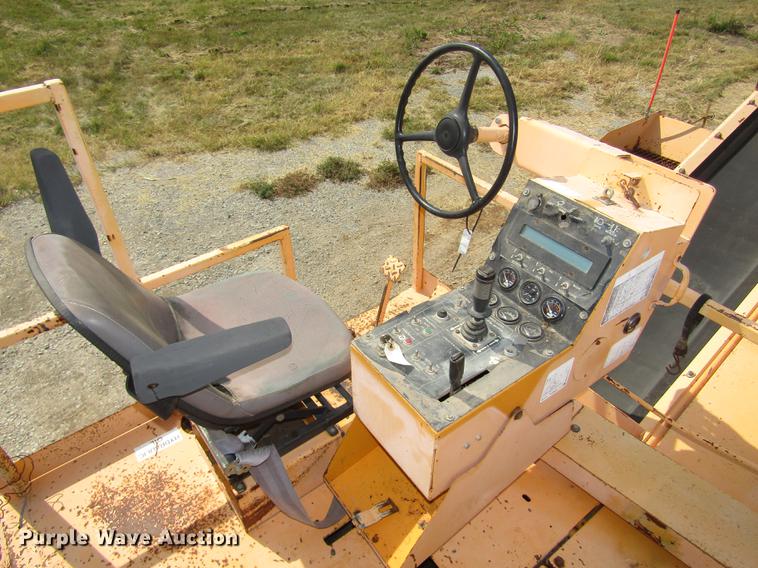 image for item DA3157 1998 Rosco Flaherty SPR-H-H chip spreader